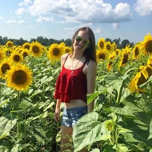 Meet your Posher, Sharon